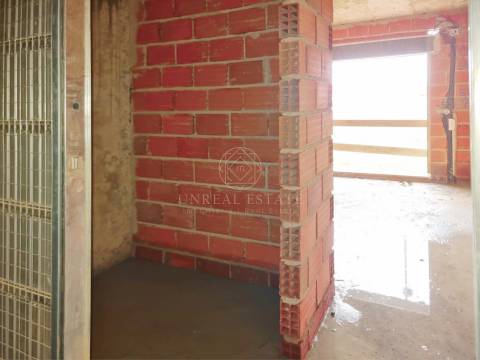 Apartamento T3, em construção, com Parqueamento, localizado no Montijo | Entrega em 2026