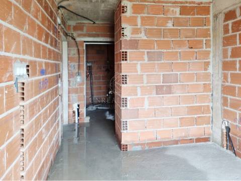 Apartamento T3, em construção, com Parqueamento, localizado no Montijo | Entrega em 2026