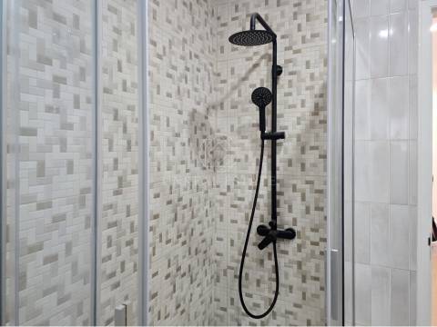 Moradia Isolada Unifamiliar T4 com Garagem e Anexo | Torres Novas