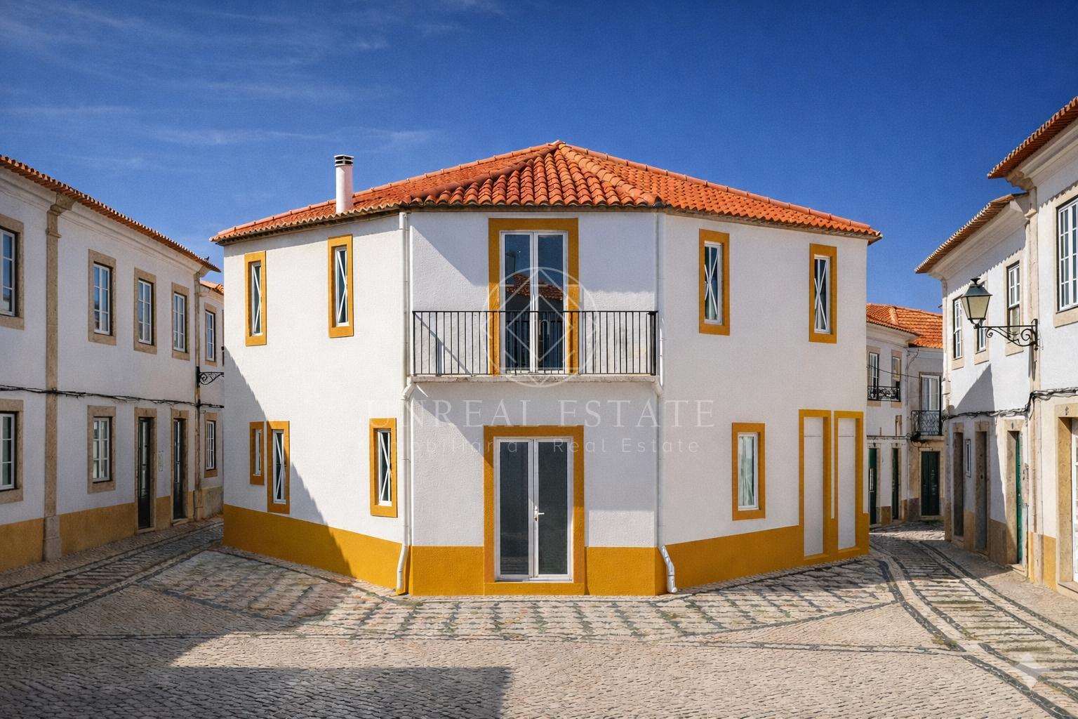 Apartamento T1 em Remodelação Total no Centro Histórico de Torres Novas