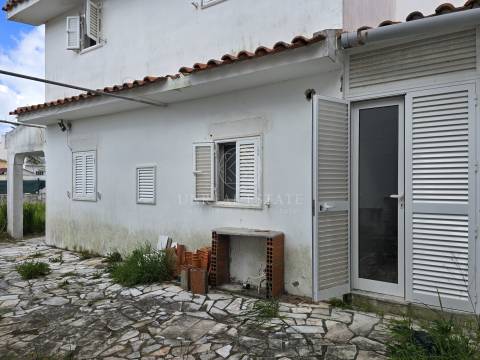 Moradia Isolada T3+1 Venda em Sesimbra (Castelo),Sesimbra