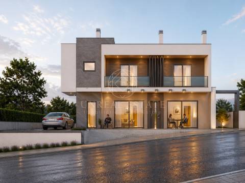 Moradia T3 com duas Suítes e Pérgola localizada em Pinhal do General, Fernão Ferro - Seixal