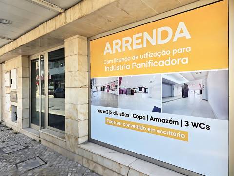 Loja de 160 m² para Arrendamento | Avenida Principal do Barreiro | Licença Panificadora.