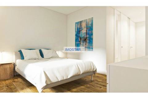 Apartamento T3 em Vilamoura de construccao nova com vistas distantes para o mar.