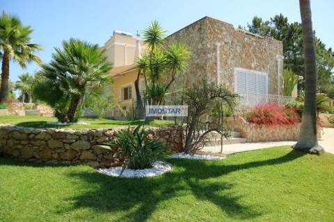 Moradia isolada T3 com piscina em Almancil