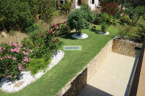 Moradia isolada T3 com piscina em Almancil