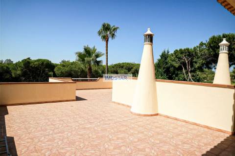 Moradia isolada T3 com piscina em Almancil