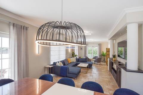 Moradia T4 na prestigiada Fonte Algarve, perto de Vale do Lobo