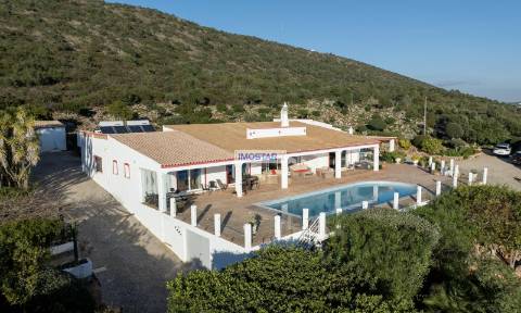 Casa de Campo T4 com vista panorâmica para o mar em Santa Bárbara de Nexe, Faro