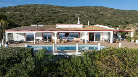 Casa de Campo T4 com vista panorâmica para o mar em Santa Bárbara de Nexe, Faro