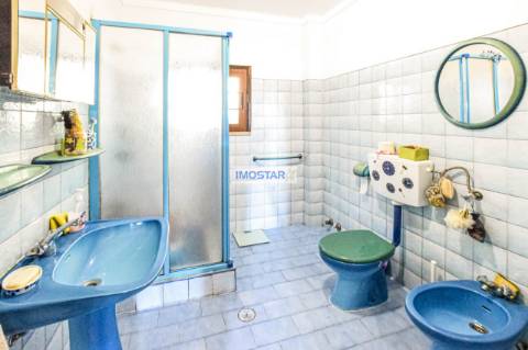 Deslumbrante Villa T4 em amplo terreno com ruínas em Loulé