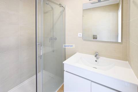 Apartamento T2 em edifício contemporâneo em Loulé