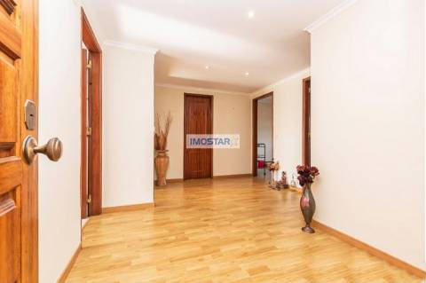 Apartamento T4 Venda em São Domingos de Rana,Cascais