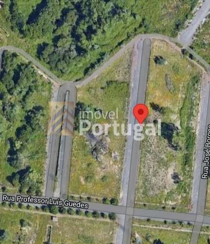 Moderna Moradia T3 +1 em Palmeira