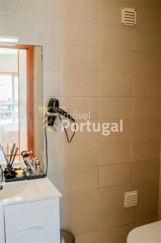 Apartamento T3 com terraço e churrasqueria