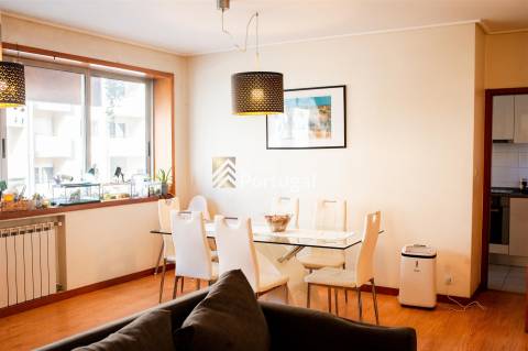 Apartamento T3 com terraço e churrasqueria