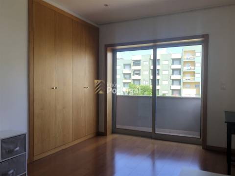 Apartamento T3 Equipado e Mobilado em Nogueiró