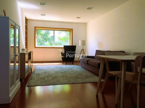 Apartamento T3 Equipado e Mobilado em Nogueiró