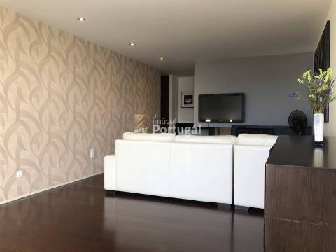 Arrenda T3 em Fraião mobilado, decorado e equipado