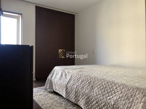 Arrenda T3 em Fraião mobilado, decorado e equipado