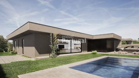 MORADIAS TÉRREAS T4  DE LUXO COM PISCINA - SOUTELO