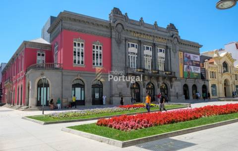 Venda Apartamento T4+2 com 200m²  na Av. da Liberdade