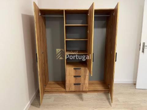 ARRENDA Apartamento T1  Remodelado, Mobilado e Equipado, na Zona do Tribunal