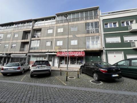 Arrenda Apartamento T4 mobilado e equipado - Centro Histório de Braga