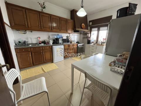 Arrenda Apartamento T4 mobilado e equipado - Centro Histório de Braga