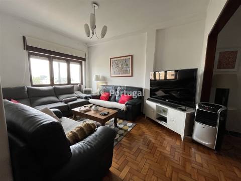 Arrenda Apartamento T4 mobilado e equipado - Centro Histório de Braga