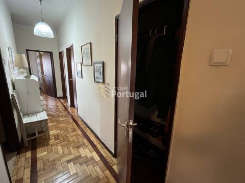 Arrenda Apartamento T4 mobilado e equipado - Centro Histório de Braga