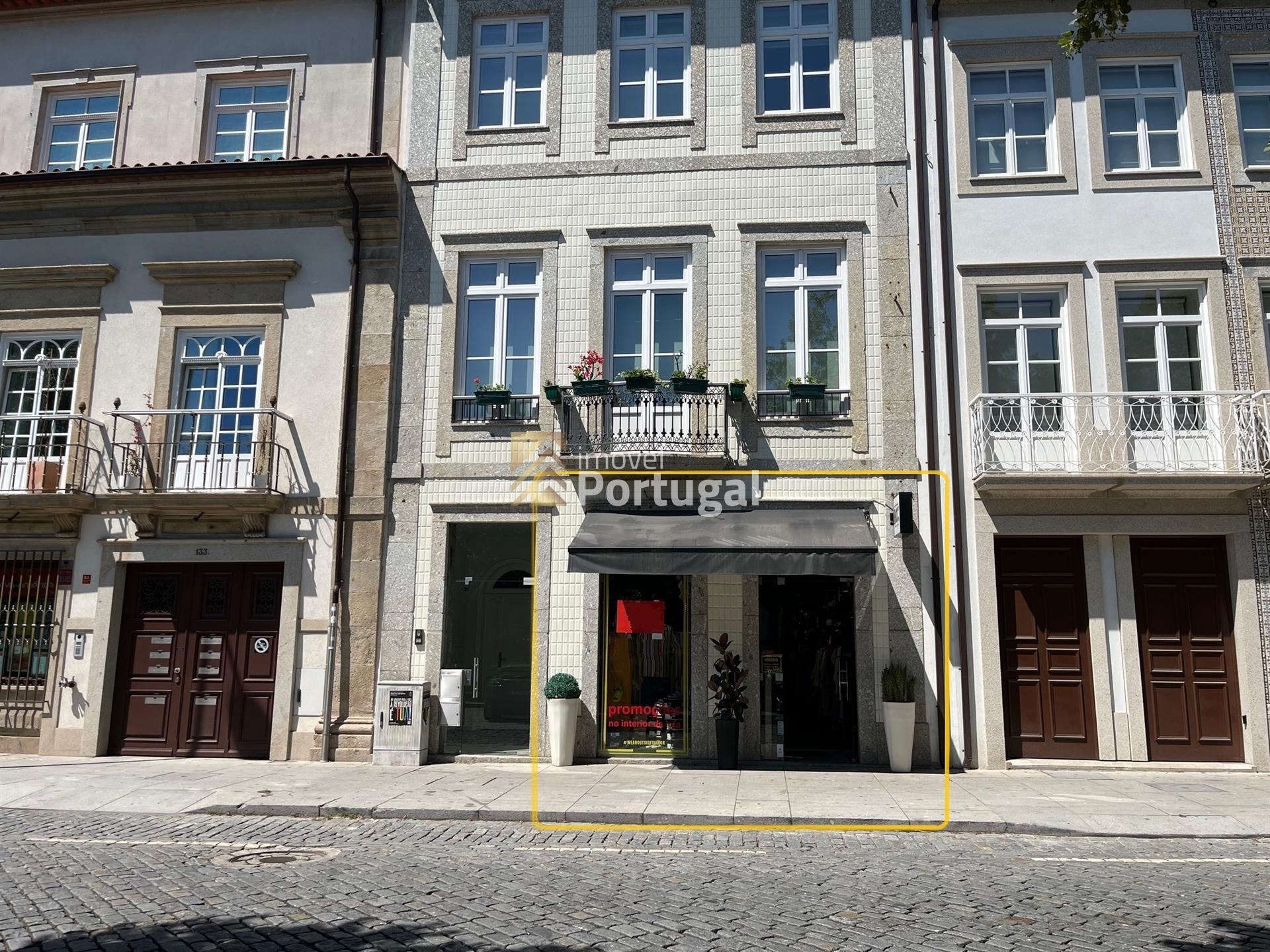 ESPAÇO COMERCIAL – AVENIDA CENTRAL, CENTRO HISTÓRICO