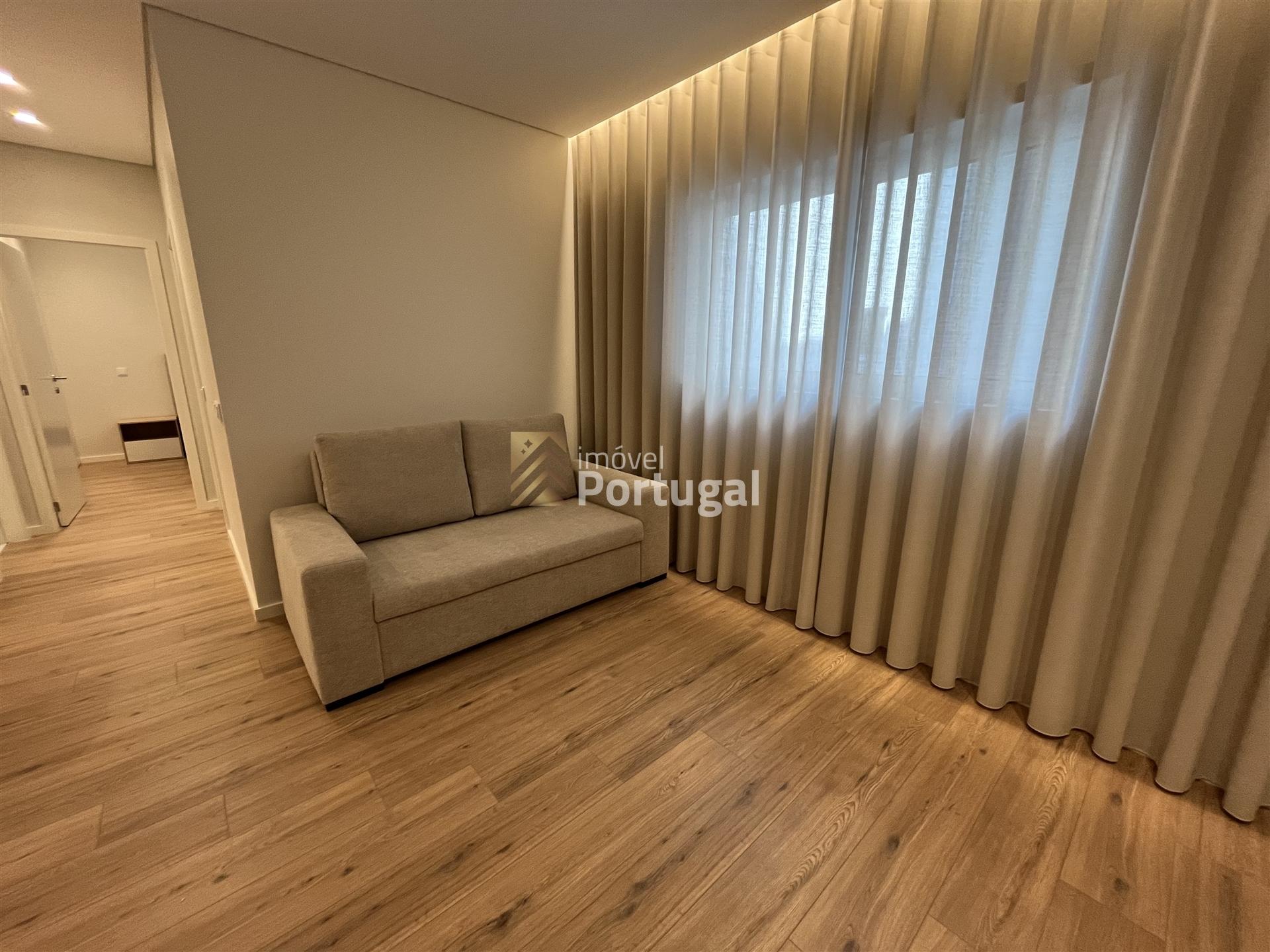 APARTAMENTO NOVO T1+1 - PRONTA-ENTREGA - CENTRO HISTÓRIO DE BRAGA