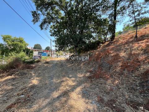 Excelente Preço - Terreno com 3.554m² e Potencial de Construção