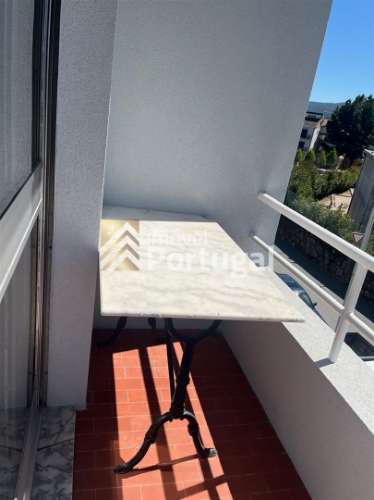 Arrenda Ap. T3 Mobilado, Equipado e Garagem Box