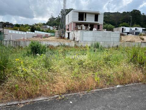 Lote de Terreno para Construção - Palmeira, Braga