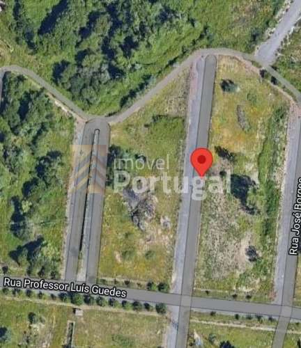 Lote de Terreno para Construção - Palmeira, Braga