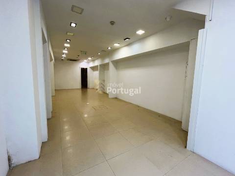 ESPAÇO COMERCIAL – RUA DOS CHÃOS - CENTRO HISTÓRICO BRAGA