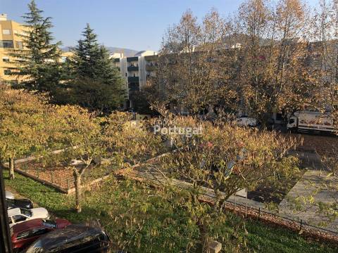 Apartamento T3 Equipado & Mobilado no Centro de Braga