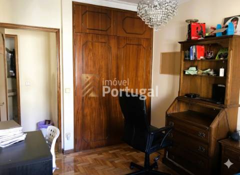 Apartamento T3 Equipado & Mobilado no Centro de Braga