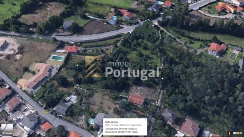 Artigos Rústico e Urbano - Ruína & Terreno para construção com 8,7ha