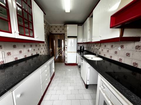 Apartamento T3+1 em São José de São Lázaro, Centro de Braga