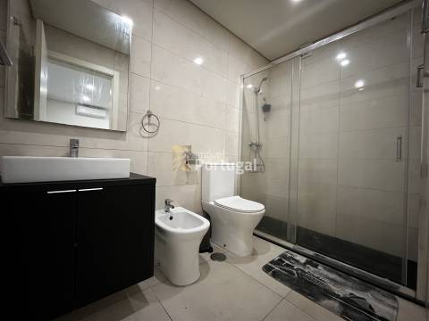 Arrenda Ap. T1 Equipado, Mobilado c/ elevador