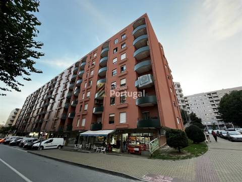 Arrenda Ap. T1 Equipado, Mobilado c/ elevador