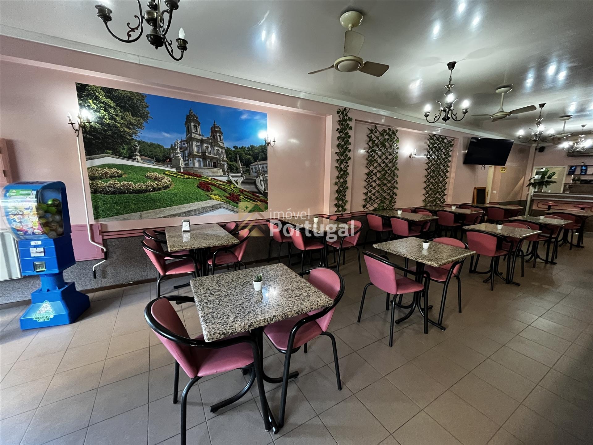 Trespasse Empresa com Negócio - SnackBar equipado em pleno funcionamento