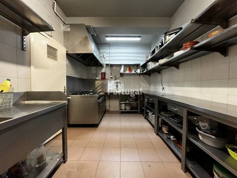 Venda de Imóvel com Rentabilidade - SnackBar em pleno funcionamento