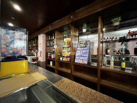 Venda de Imóvel com Rentabilidade - SnackBar em pleno funcionamento