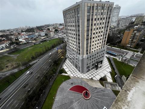 Apartamento T3 Premium - Arrendamento no Porto