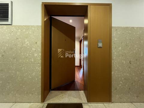 Apartamento T3 Premium - Arrendamento no Porto