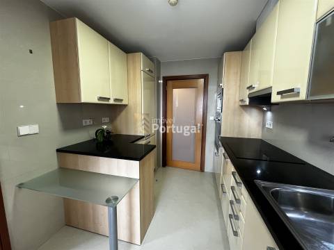 Apartamento T3 Premium - Arrendamento no Porto